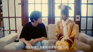 Cô gái dễ thương 19 tuổi Tiantian: Sờ vào nhanh đi, con mèo của em ngứa, ah ah ah, nhanh lên, em muốn, em muốn, anh là đàn ông à, con mèo của em ngứa, sao anh không tới làm đi